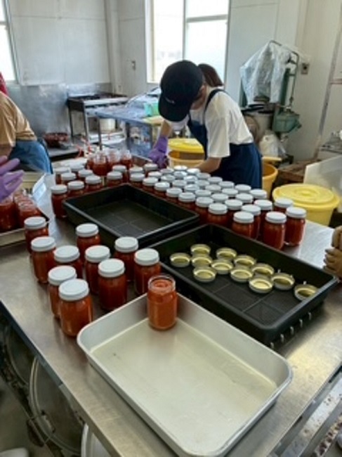 フレッシュミズ　トマトソース作り